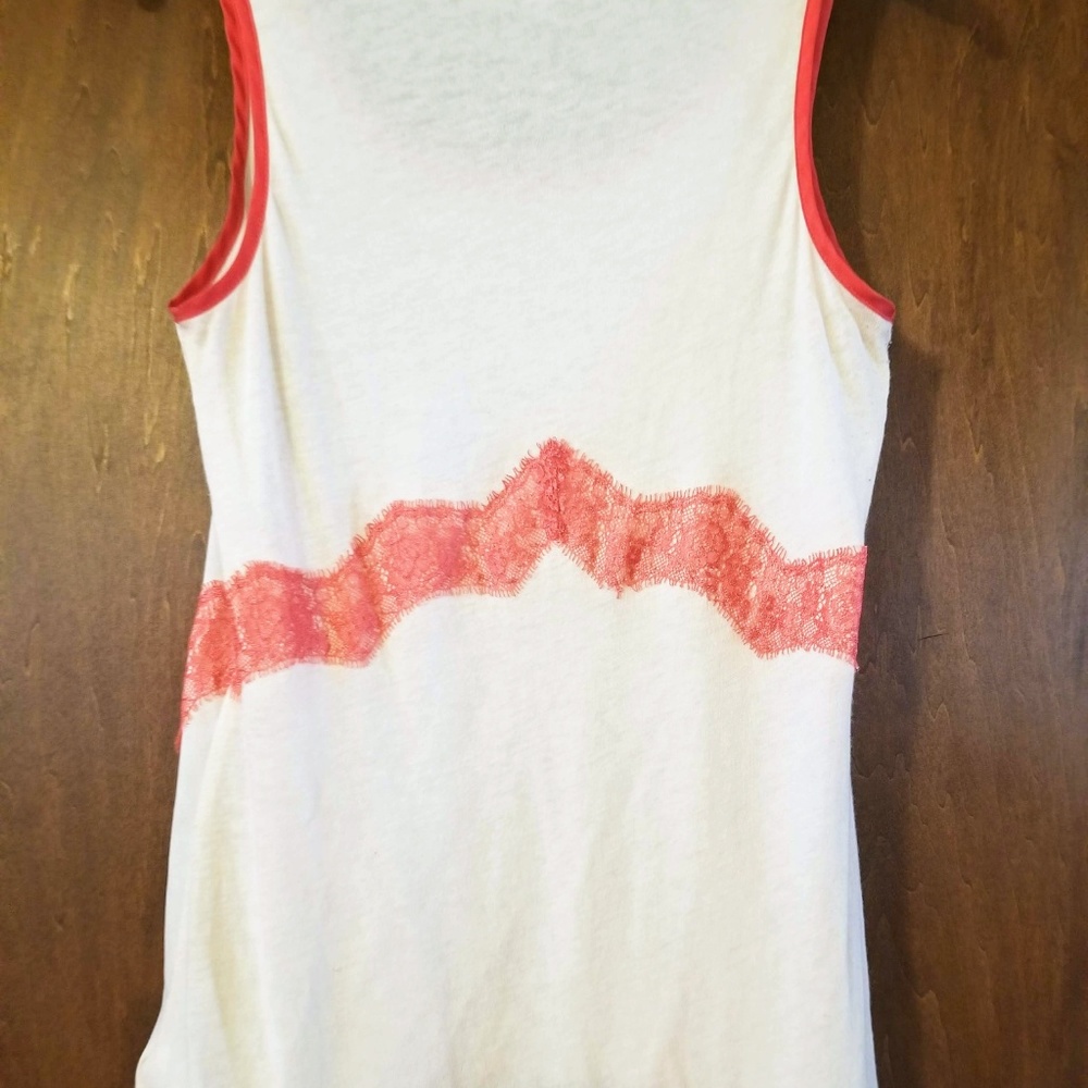 Tank - Picture 2 of 3